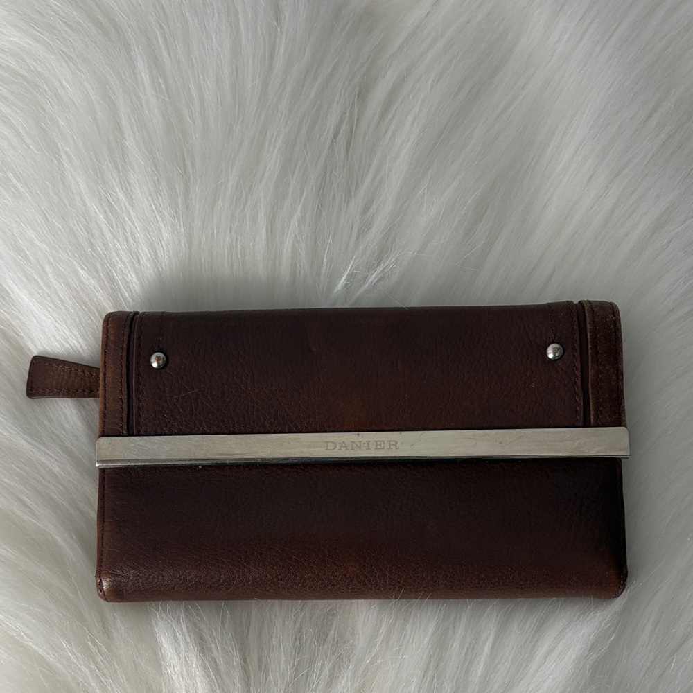 Danier 💯% Leather Wallet